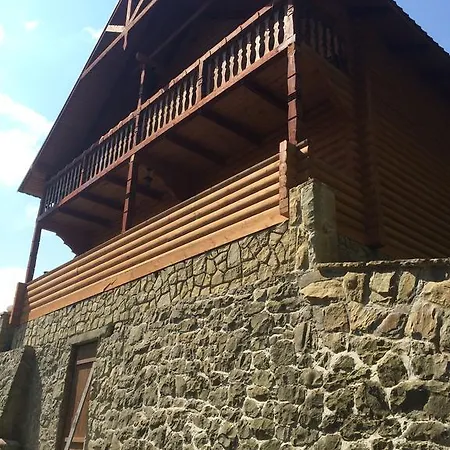 Pidstromom Lodge Mykulytschyn